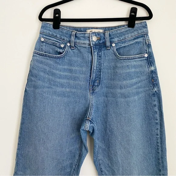 madewell - the curvy 90s straight jean high-rise fitted denim curve enhancing - Picture 3 of 7